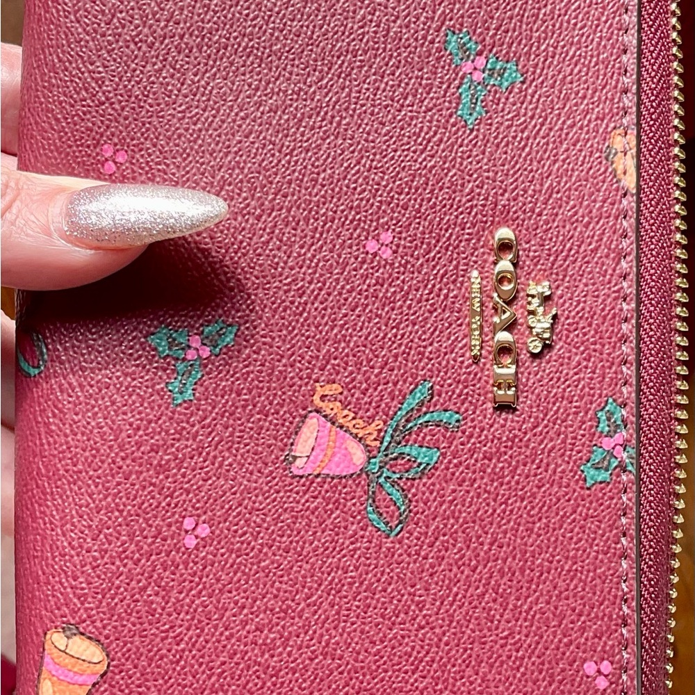 Coach Maroon Wallet with Floral Design- great Christmas gift. - Picture 6 of 6